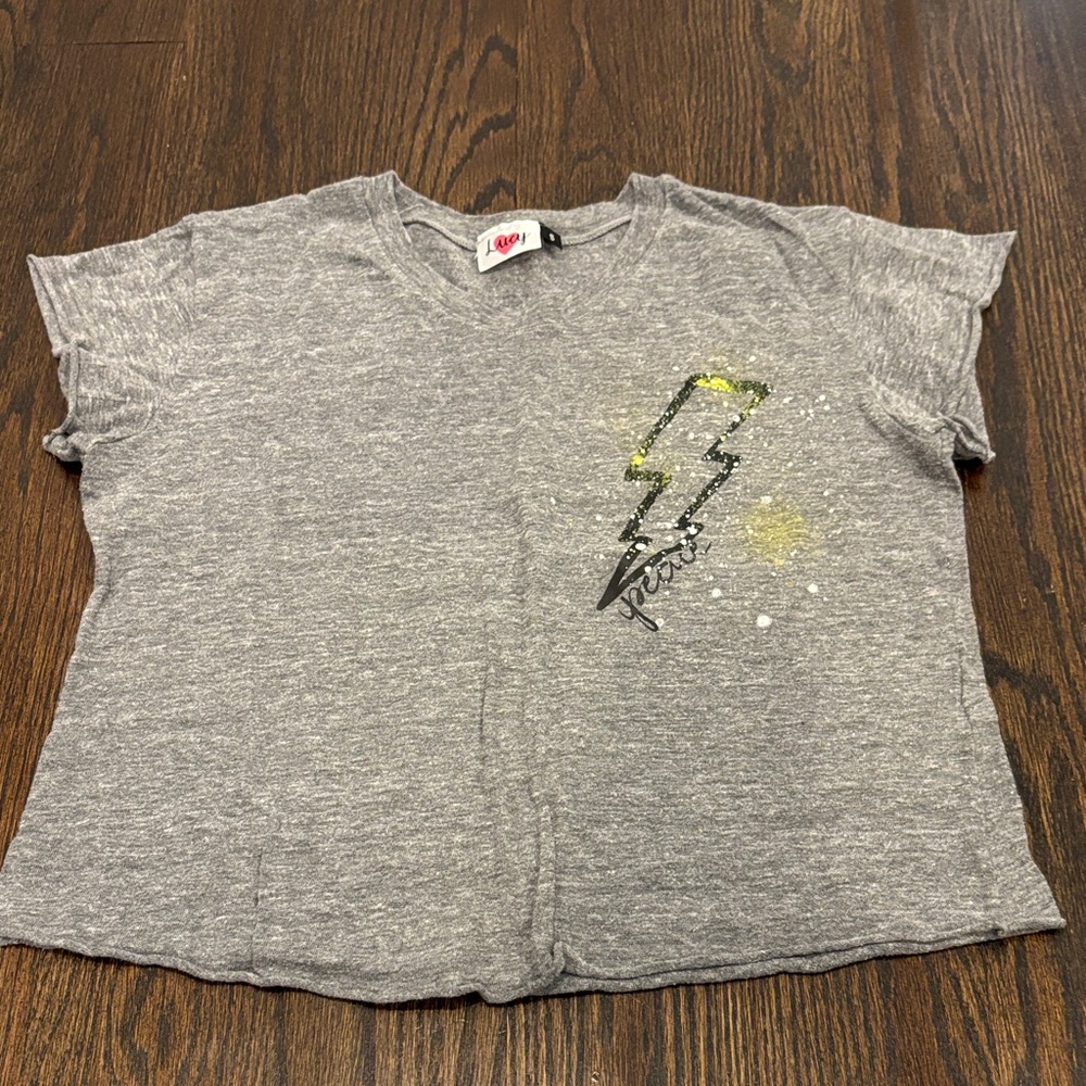 Lucy Women’s Gray Tee with Lightning Design Size Small